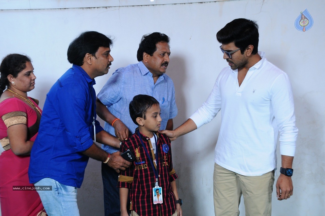 Fans Meet Ram Charan - 32 / 70 photos