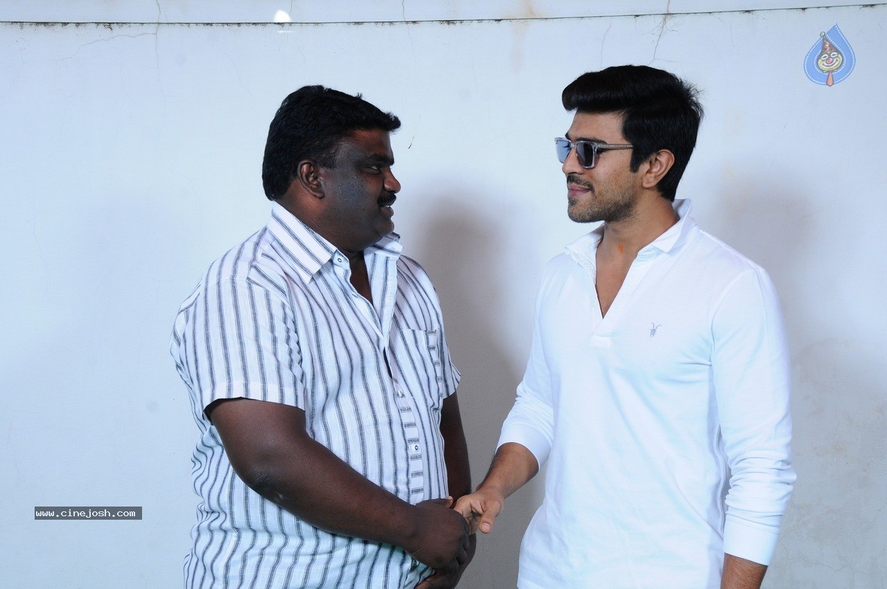 Fans Meet Ram Charan - 38 / 70 photos