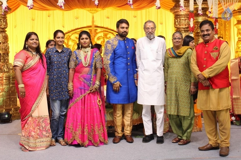 FEFSI Vijayan Son Wedding Reception Photos - 7 / 20 photos