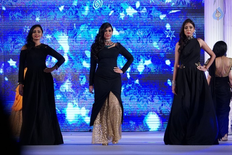 FICCI FLO Women Achievers Fashion Show - 40 / 176 photos