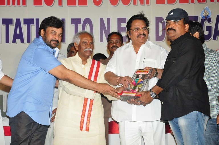 Film Industry Workers Felicitation - 25 / 96 photos