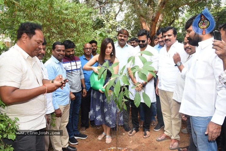 Film News Casters Association Green India Challenge - 1 / 9 photos
