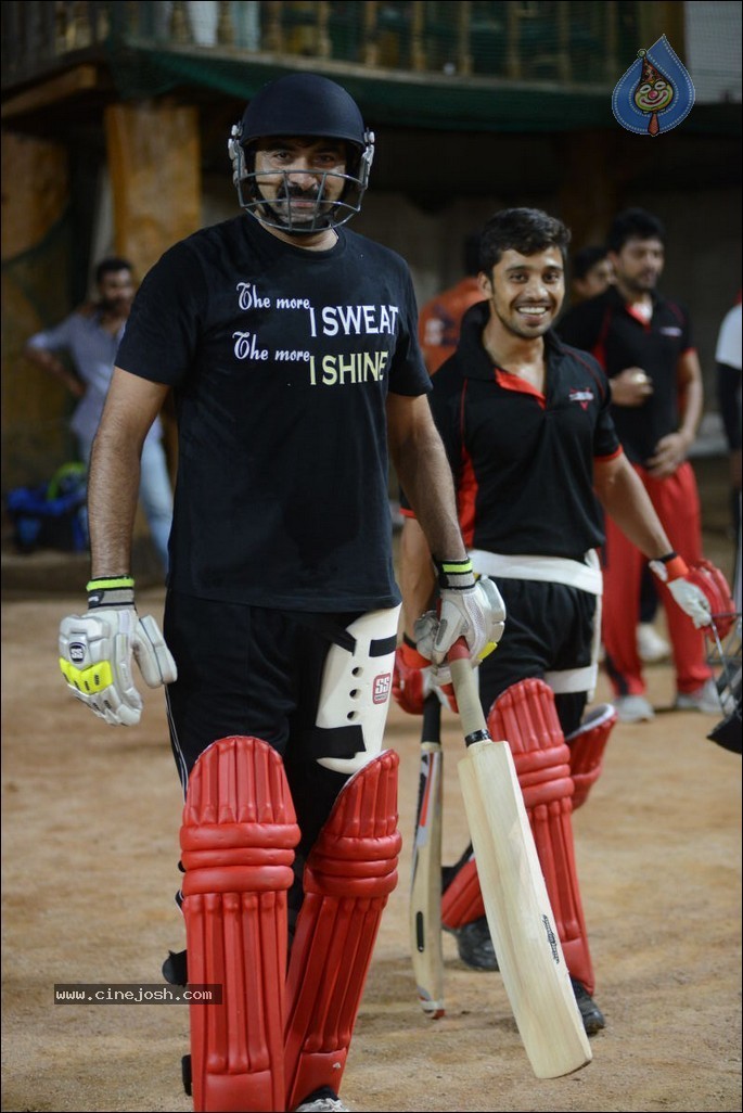 Film Stars Cricket Practice for LLCC - 34 / 79 photos