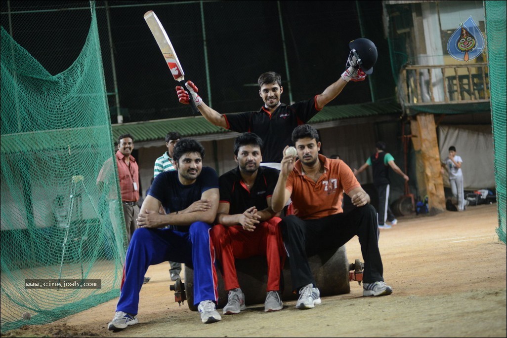 Film Stars Cricket Practice for LLCC - 63 / 79 photos