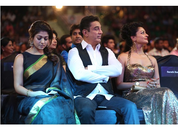 Filmfare Awards 2013 Photos - 14 / 94 photos