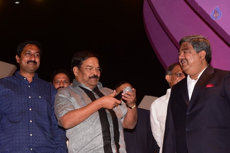 FNCC New Year Bash 2016 - 77 / 115 photos