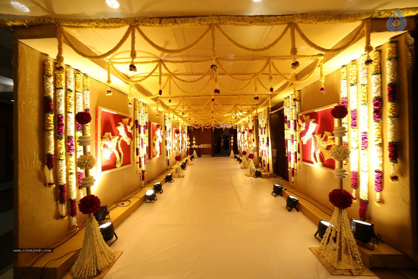 G Adiseshagiri Rao Son Engagement Photos - 114 / 131 photos