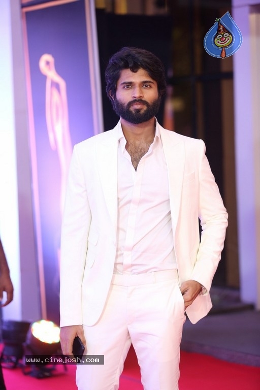 Gaana Mirchi Music Awards South 2018 - 28 / 43 photos