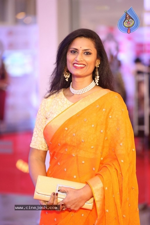 Gaana Mirchi Music Awards South 2018 set 01 - 19 / 35 photos