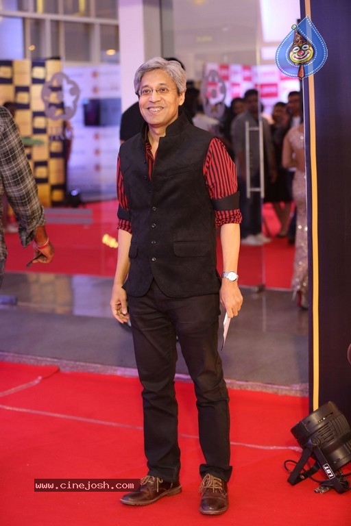 Gaana Mirchi Music Awards South 2018 set 01 - 22 / 35 photos