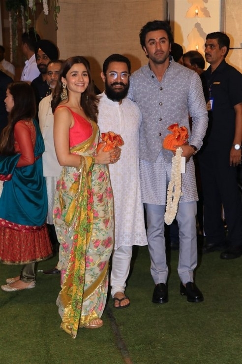 Ganesh Chaturthi Celebrations at Anil Ambani House - 8 / 54 photos