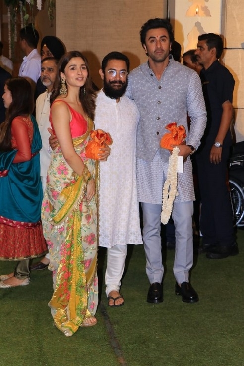 Ganesh Chaturthi Celebrations at Anil Ambani House - 32 / 54 photos