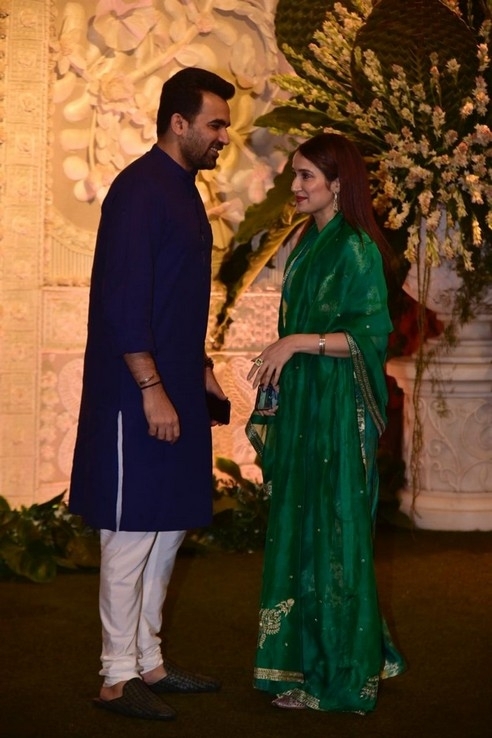 Ganesh Chaturthi Celebrations at Anil Ambani House - 35 / 54 photos