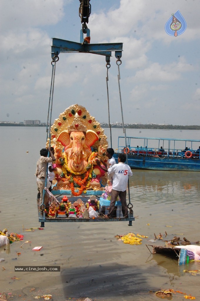 Ganesh Immersion 2014 Photos - 24 / 406 photos