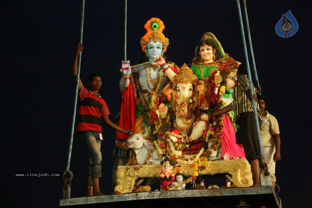 Ganesh Immersion 2014 Photos - 69 / 406 photos