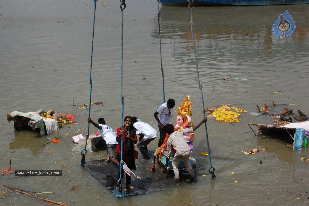 Ganesh Immersion 2014 Photos - 94 / 406 photos