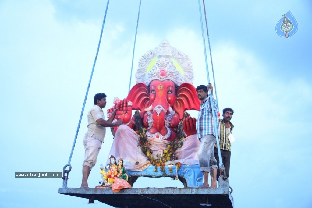 Ganesh Immersion 2014 Photos - 97 / 406 photos