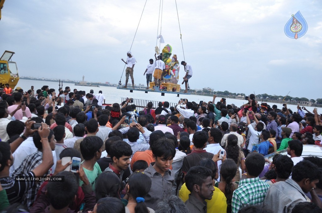 Ganesh Immersion 2014 Photos - 145 / 406 photos