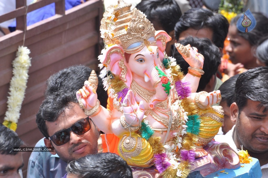 Ganesh Immersion 2014 Photos - 172 / 406 photos