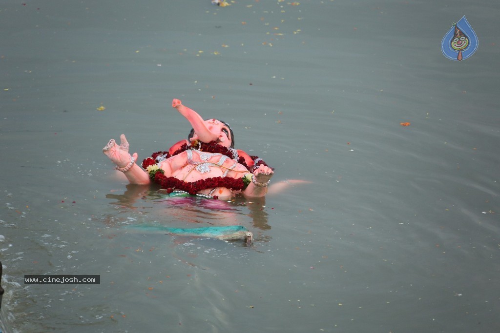 Ganesh Immersion 2014 Photos - 272 / 406 photos