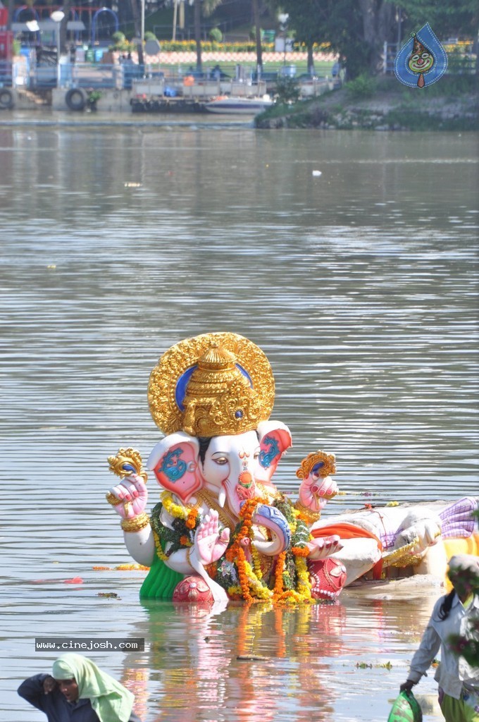 Ganesh Immersion 2014 Photos - 300 / 406 photos