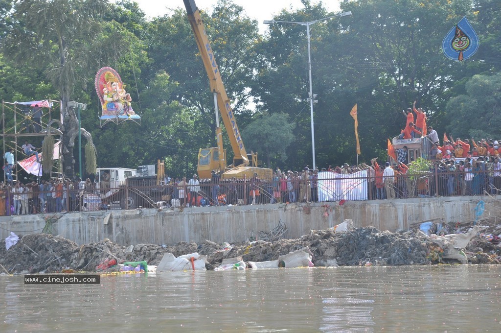 Ganesh Immersion 2014 Photos - 327 / 406 photos