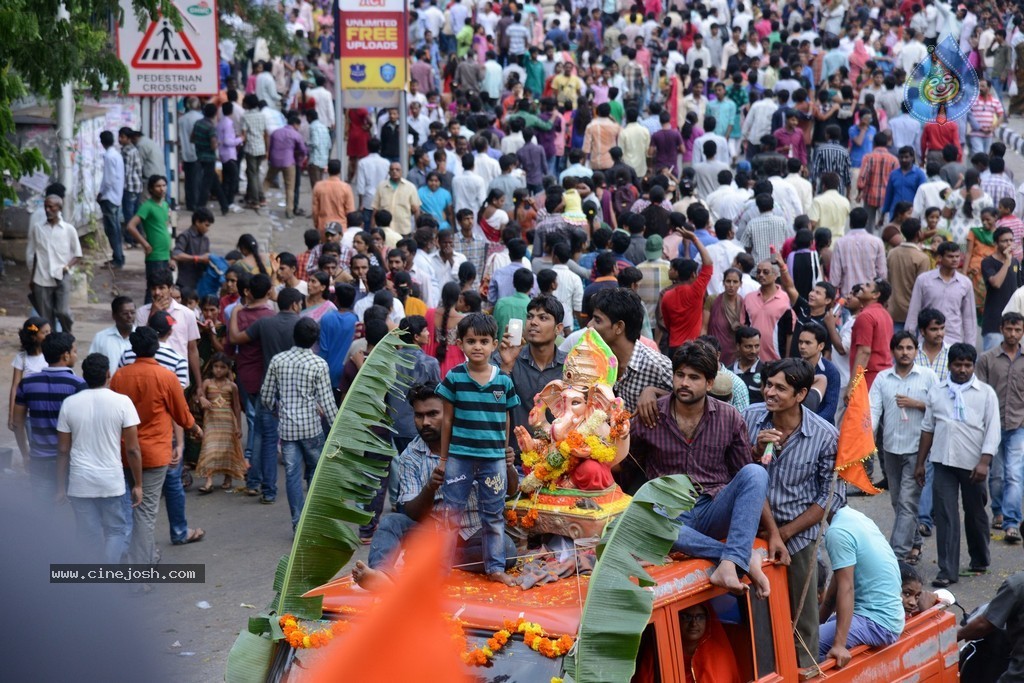 Ganesh Immersion 2014 Photos - 331 / 406 photos