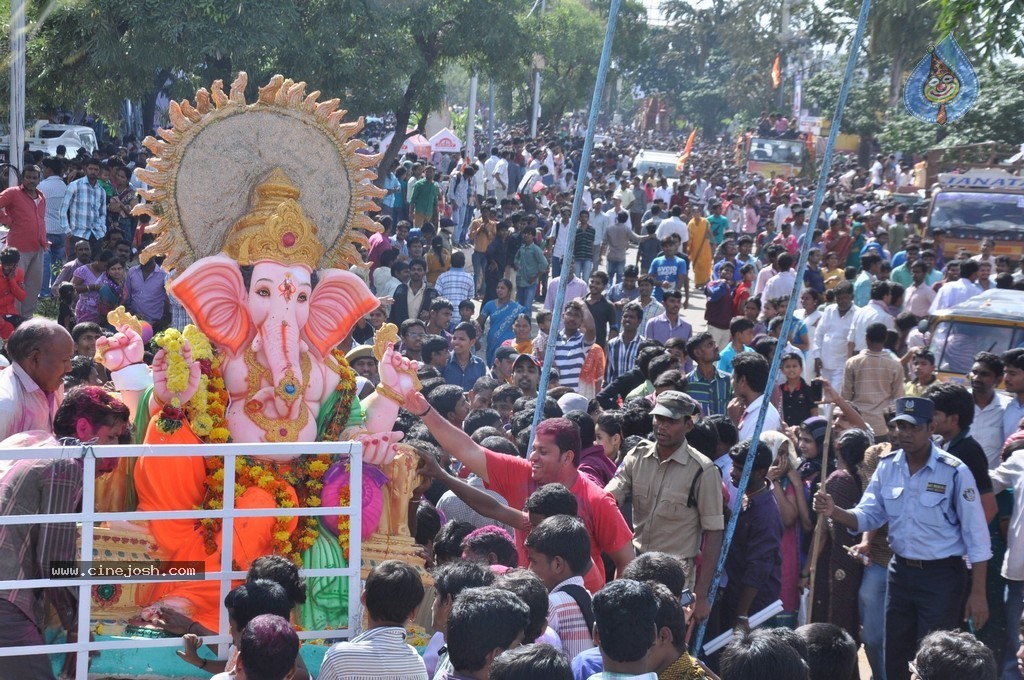 Ganesh Immersion 2014 Photos - 352 / 406 photos