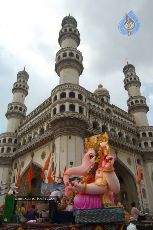 Ganesh Immersion Photos at Charminar - 11 / 18 photos