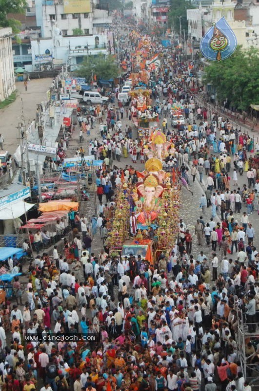 Ganesh Immersion Photos at Charminar - 12 / 18 photos