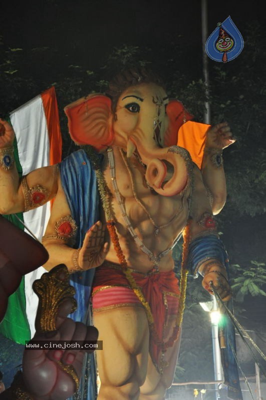 Ganesh Nimajjan At Hussain Sagar - 11 / 183 photos