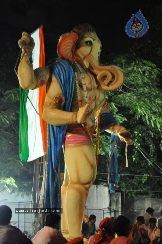 Ganesh Nimajjan At Hussain Sagar - 14 / 183 photos