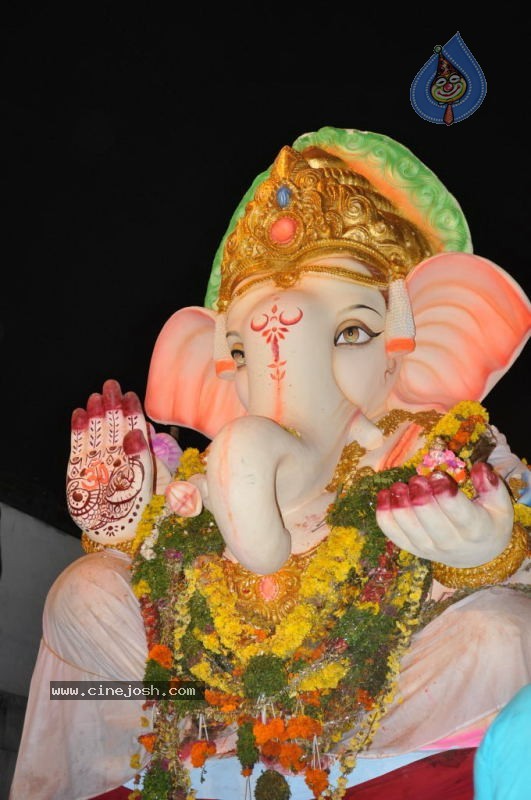 Ganesh Nimajjan At Hussain Sagar - 26 / 183 photos