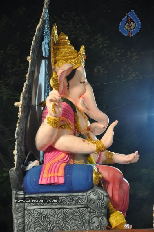 Ganesh Nimajjan At Hussain Sagar - 28 / 183 photos