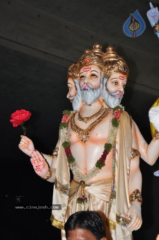 Ganesh Nimajjan At Hussain Sagar - 32 / 183 photos