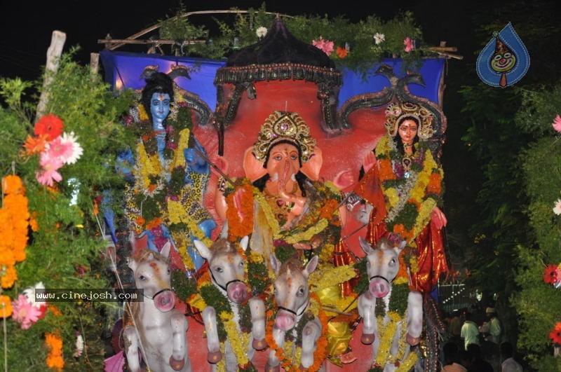 Ganesh Nimajjan At Hussain Sagar - 41 / 183 photos