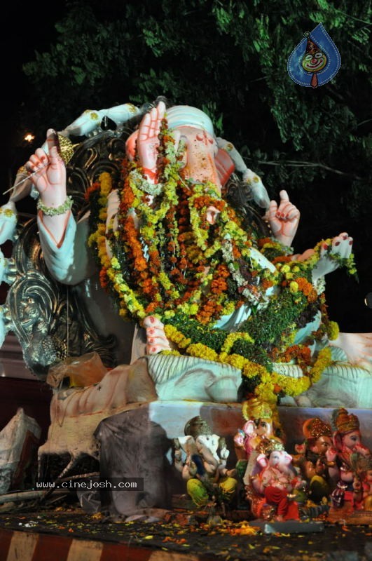 Ganesh Nimajjan At Hussain Sagar - 47 / 183 photos