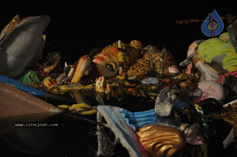 Ganesh Nimajjan At Hussain Sagar - 53 / 183 photos