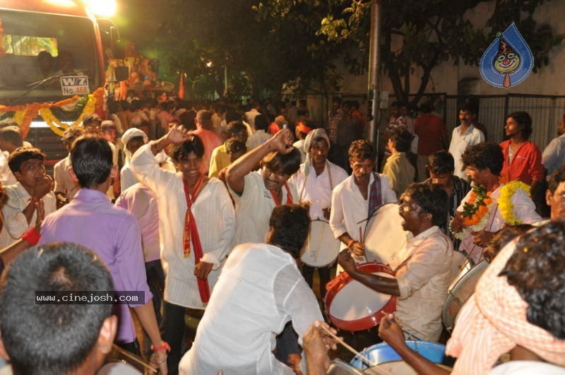 Ganesh Nimajjan At Hussain Sagar - 54 / 183 photos