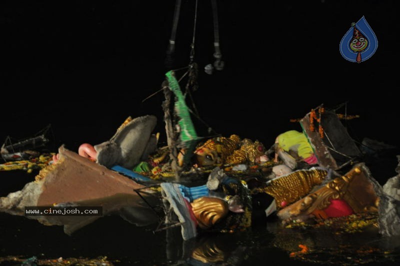 Ganesh Nimajjan At Hussain Sagar - 63 / 183 photos