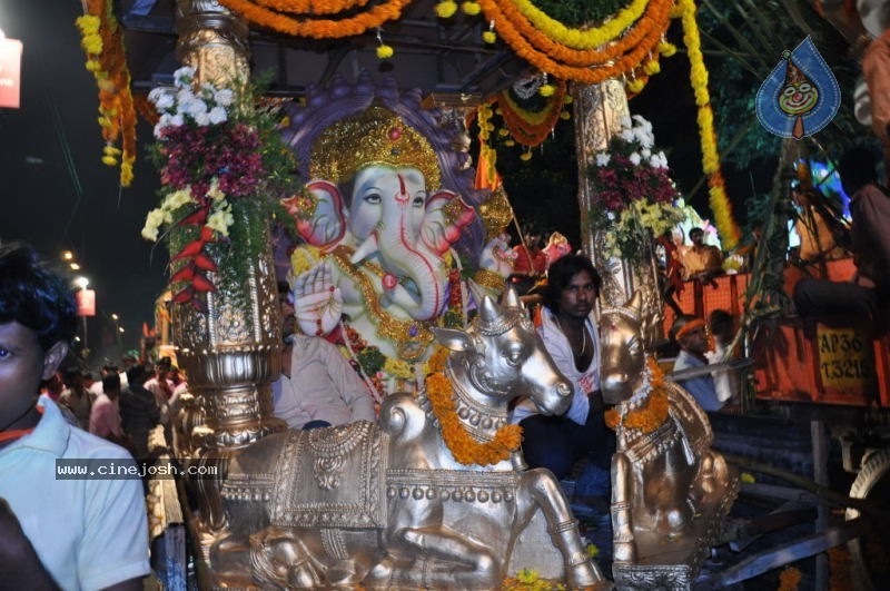 Ganesh Nimajjan At Hussain Sagar - 86 / 183 photos