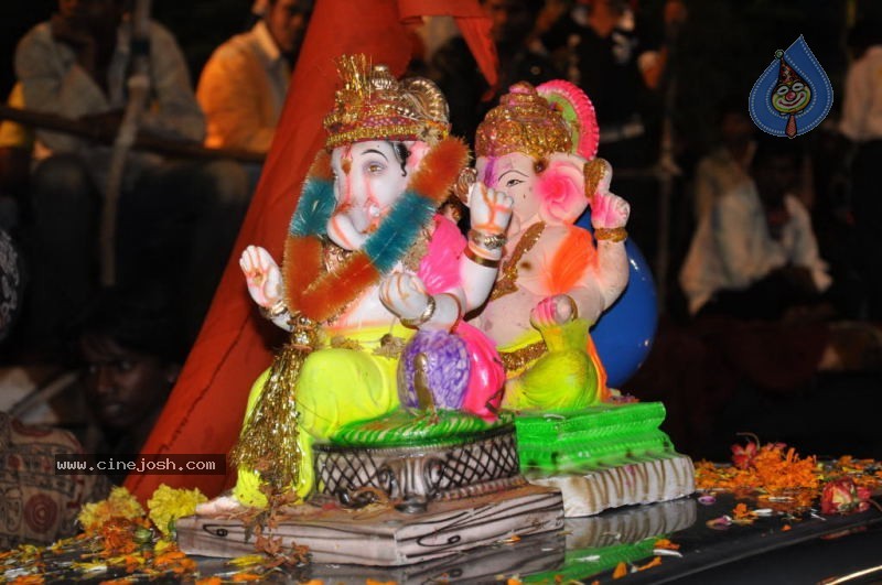 Ganesh Nimajjan At Hussain Sagar - 95 / 183 photos