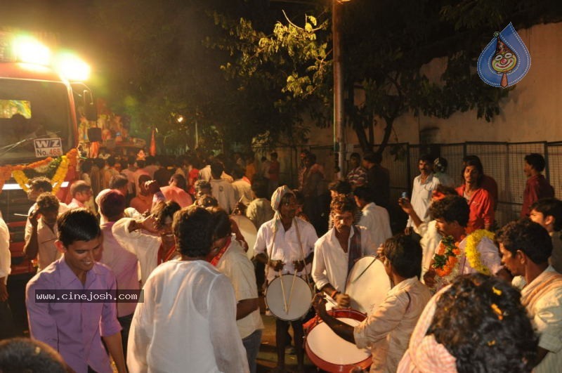 Ganesh Nimajjan At Hussain Sagar - 104 / 183 photos