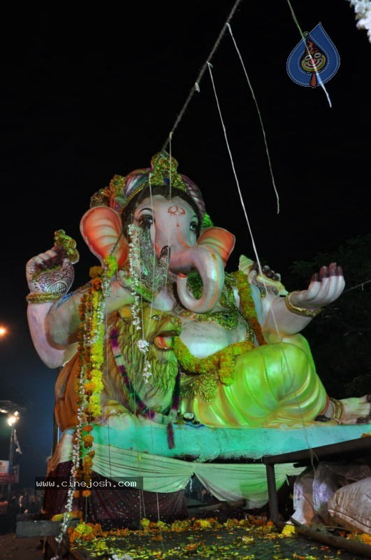 Ganesh Nimajjan At Hussain Sagar - 106 / 183 photos