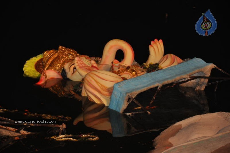 Ganesh Nimajjan At Hussain Sagar - 111 / 183 photos