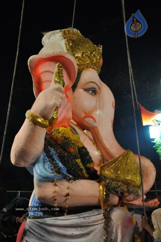 Ganesh Nimajjan At Hussain Sagar - 115 / 183 photos