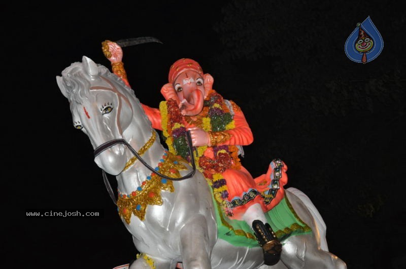 Ganesh Nimajjan At Hussain Sagar - 118 / 183 photos