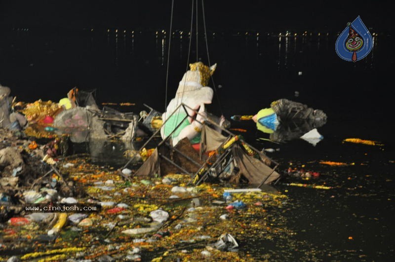 Ganesh Nimajjan At Hussain Sagar - 144 / 183 photos