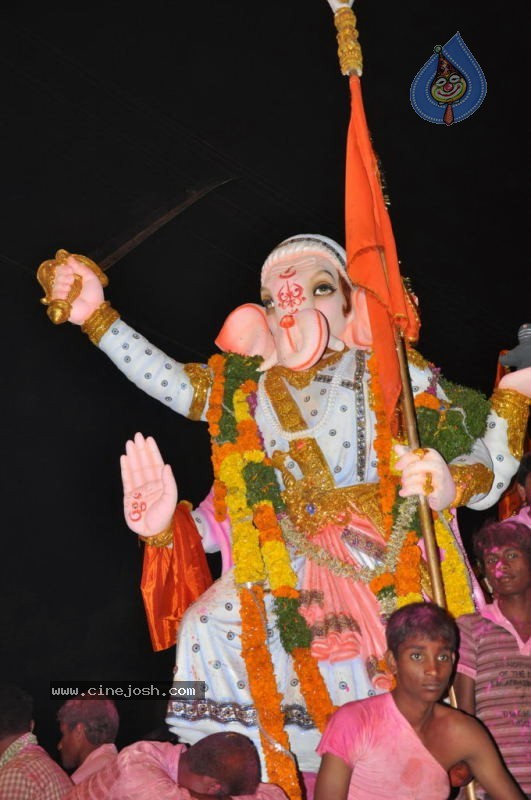 Ganesh Nimajjan At Hussain Sagar - 165 / 183 photos