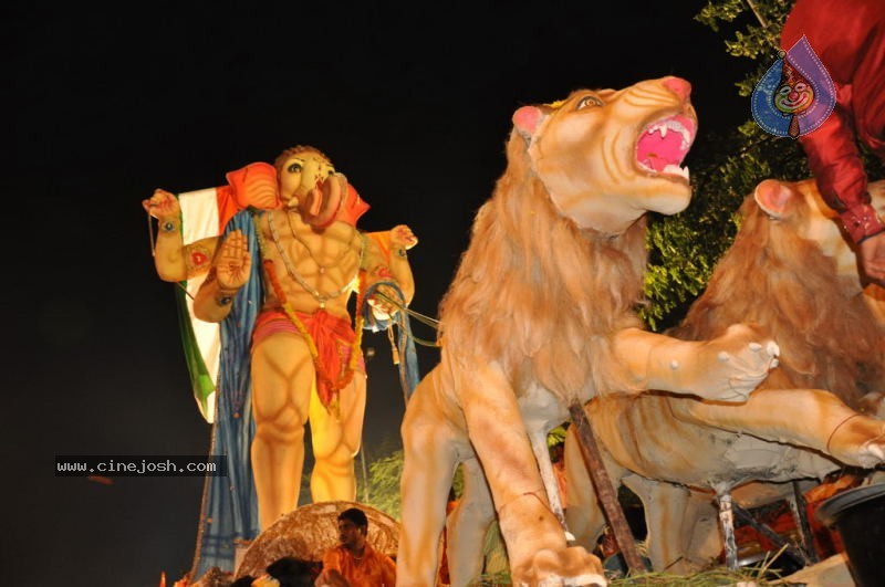 Ganesh Nimajjan At Hussain Sagar - 173 / 183 photos